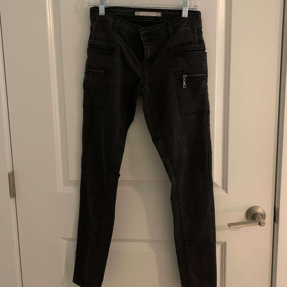 Chelsea and Violet Size 28 Jeans